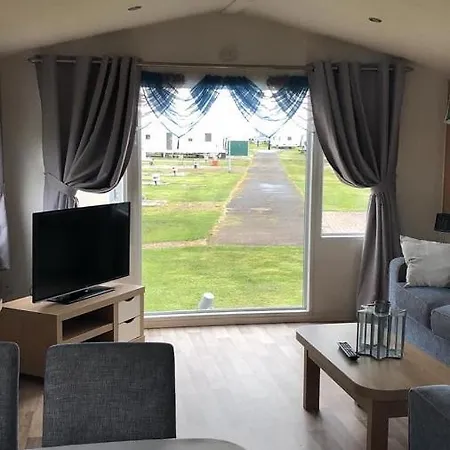 Flosh Caravan, Manor House Park Mawbray